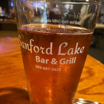 Sanford Lake Bar & Grill photo 5